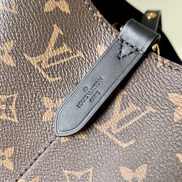 ルイヴィトンバッグ素材ディテール